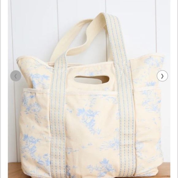 Altar'd State Handbags - Altar’d State | Floral Tote Bag | NWT